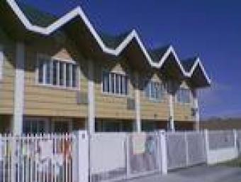 EVACOM TOWNHOMES Para&ntilde;aque City